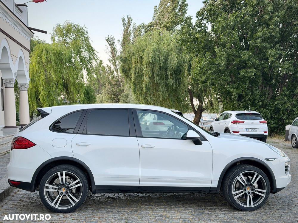 Porsche Cayenne Platinum Edition - 6