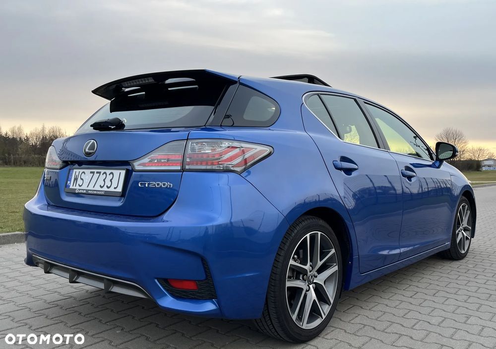 Lexus CT - 6