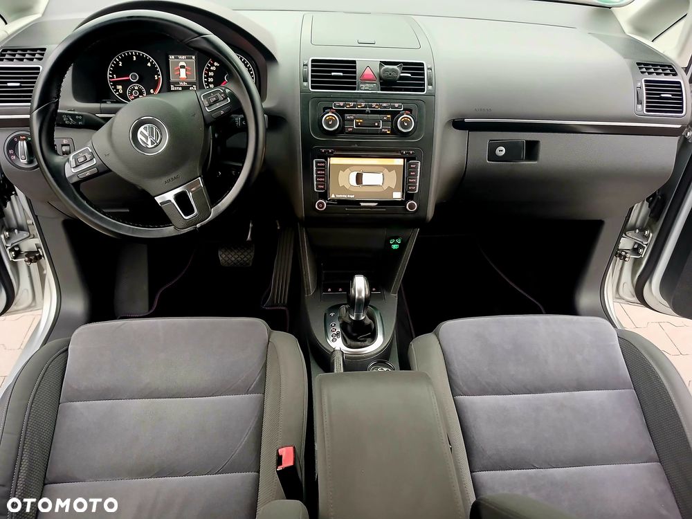 Volkswagen Touran - 7