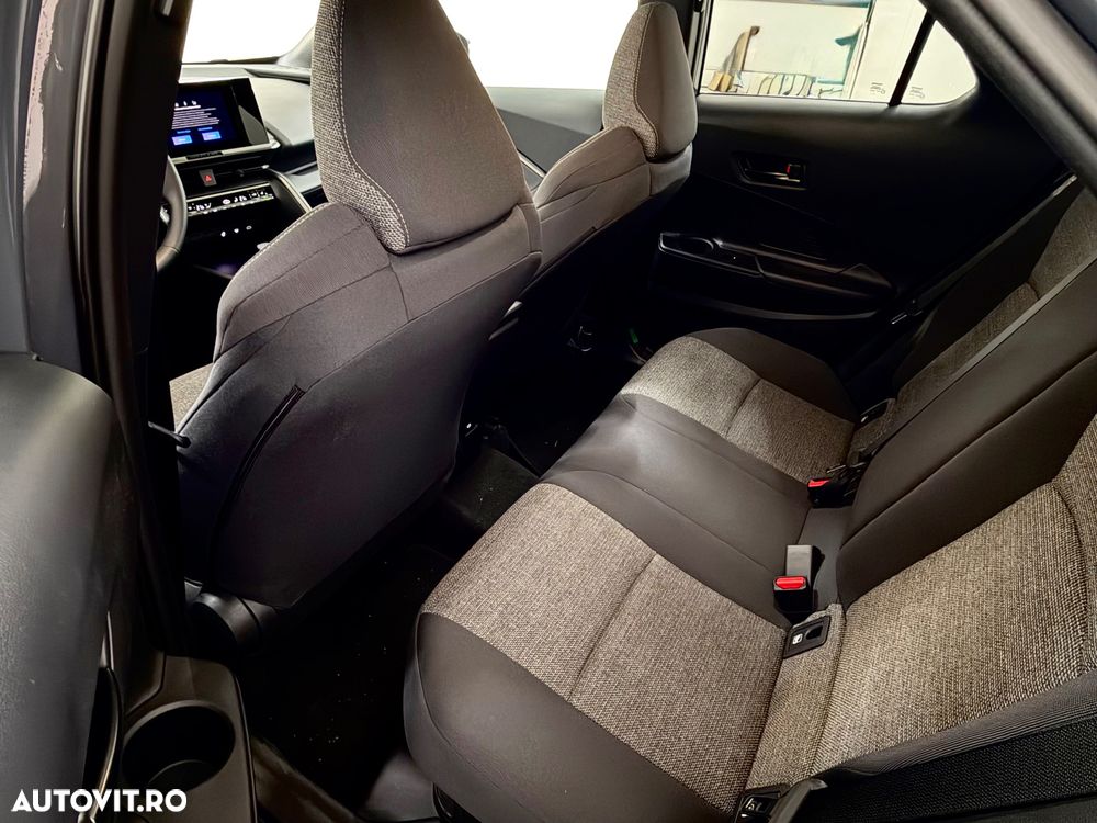 Toyota C-HR 1.8 HEV 140 CP 4x2 CVT Dynamic - 10