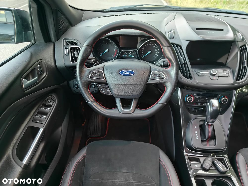 Ford Kuga 2.0 TDCi AWD ST-Line Black - 24