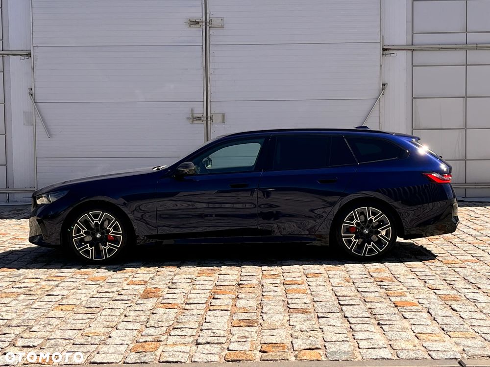 BMW Seria 5 540d xDrive mHEV - 8