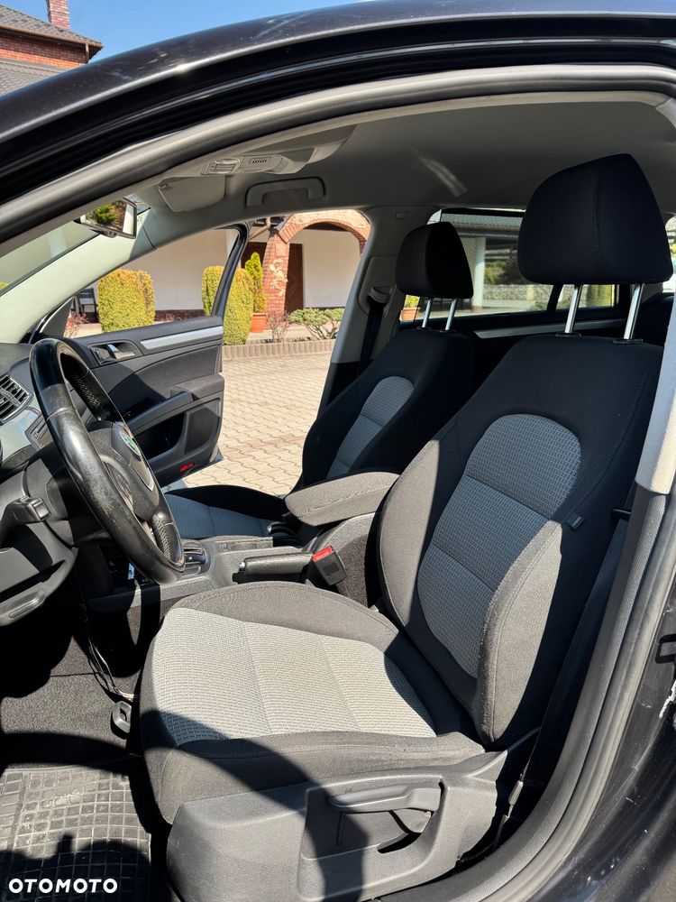 Skoda Superb 2.0 TDI Comfort DSG - 8