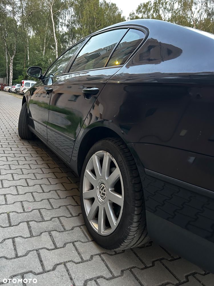 Volkswagen Passat 1.9 TDI Trendline - 5
