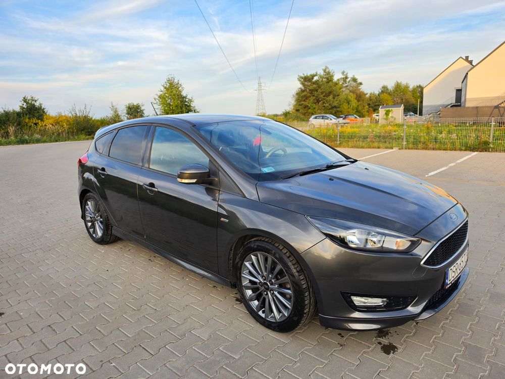 Ford Focus - 8