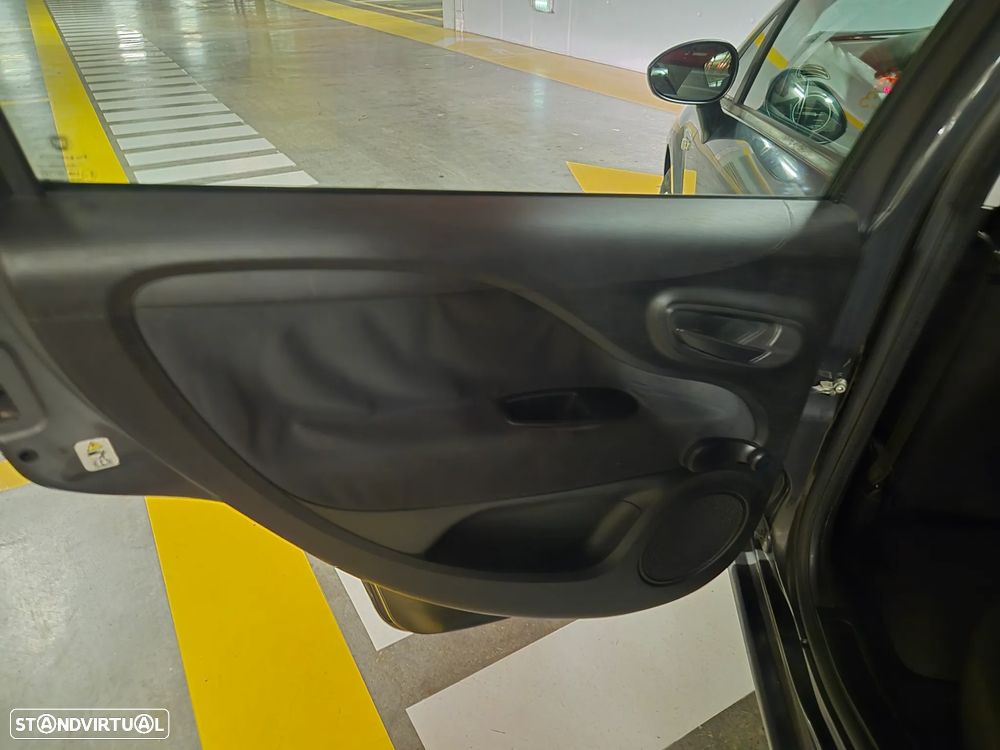 Fiat Punto Evo 1.2 Dynamic - 23