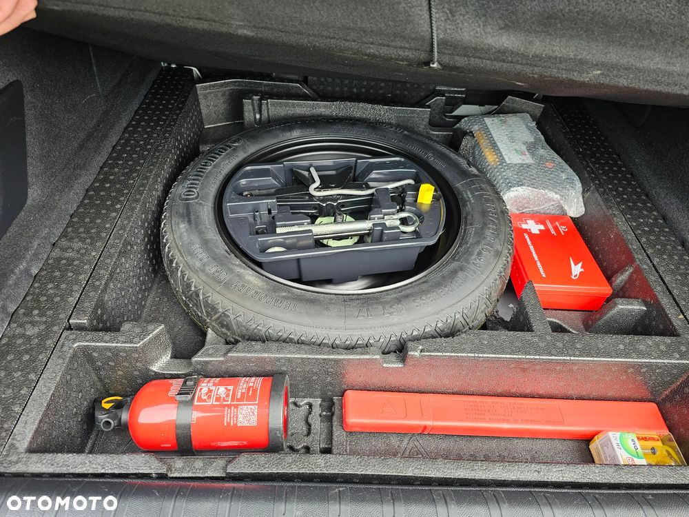 Peugeot 308 1.2 PureTech Active Pack S&S EAT8 - 10