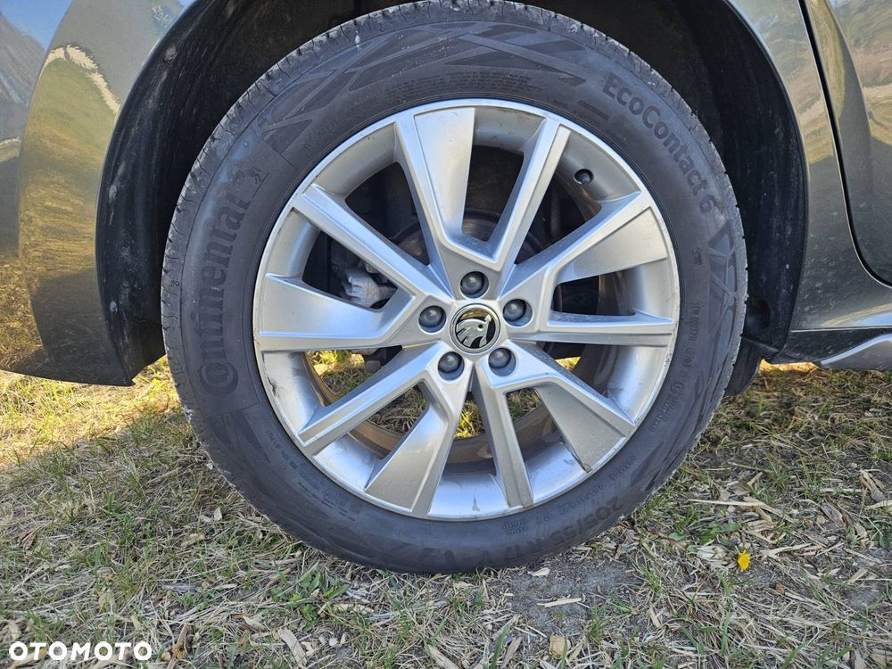 Skoda Kamiq 1.0 TSI Style - 7