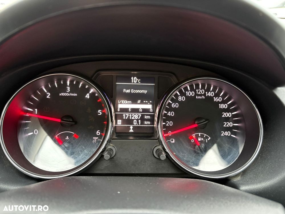 Nissan Qashqai 1.5 DCI TEKNA - 10