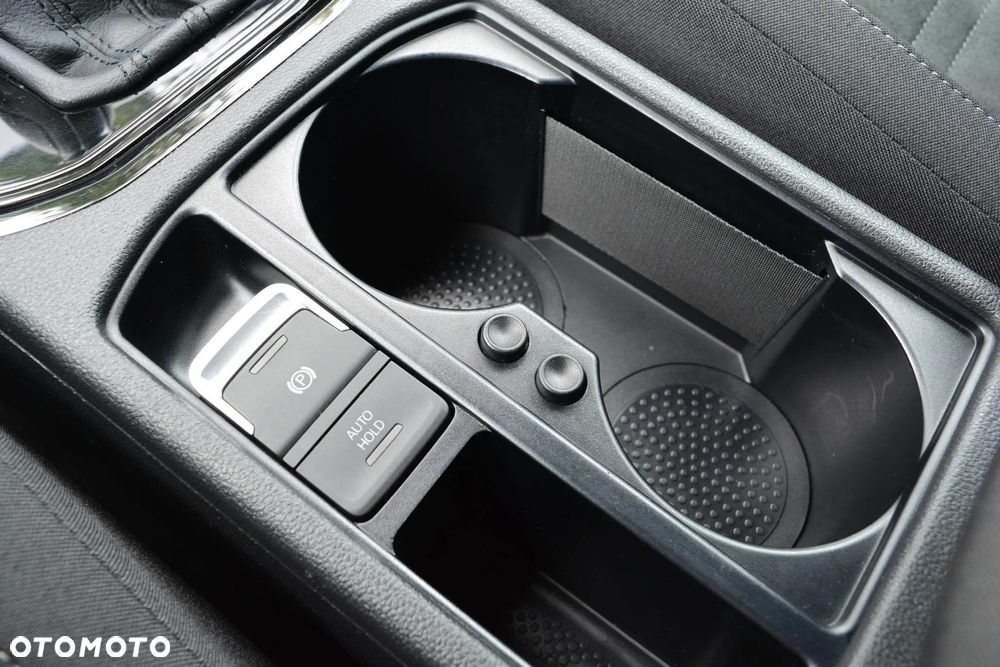 Volkswagen Touran 1.5 TSI EVO Highline DSG - 28