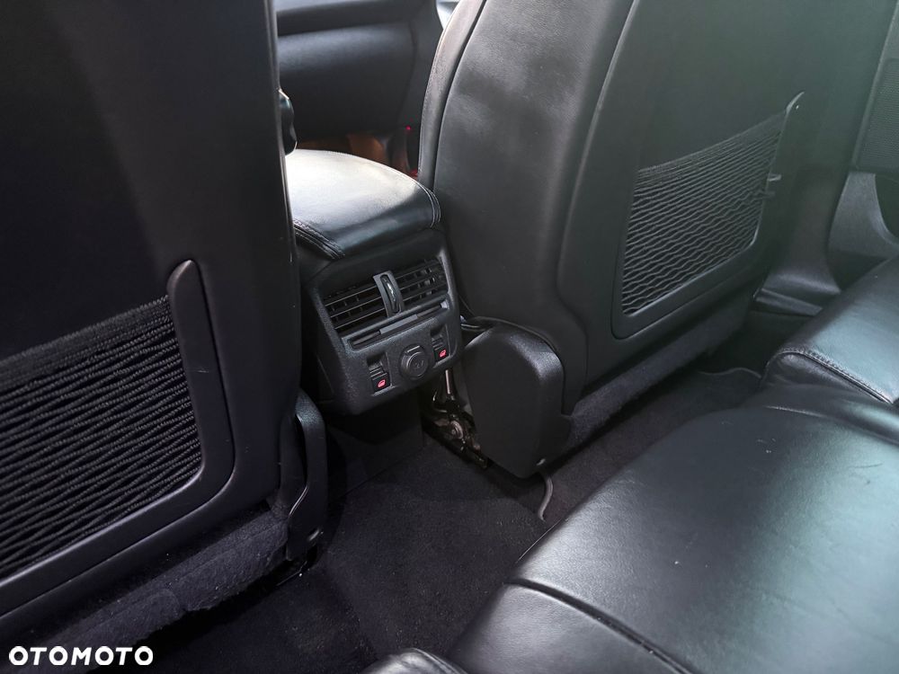 Citroën DS5 2.0 HDi Hybrid4 SportChic MCP - 25