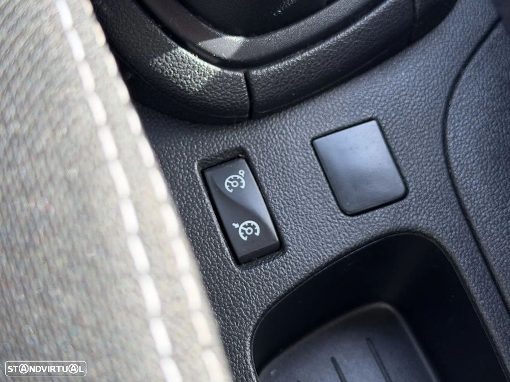 Renault Clio 1.5 dCi Zen - 21