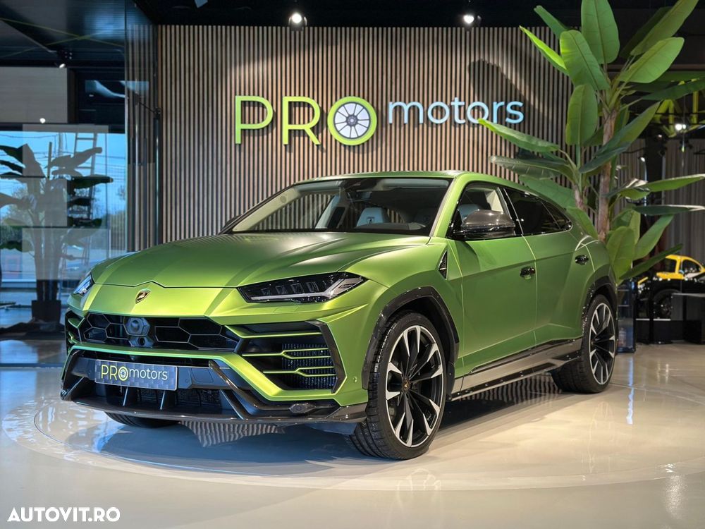 Lamborghini URUS - 12
