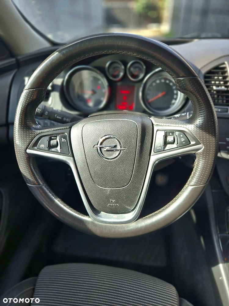 Opel Insignia 2.0 CDTI Cosmo - 17