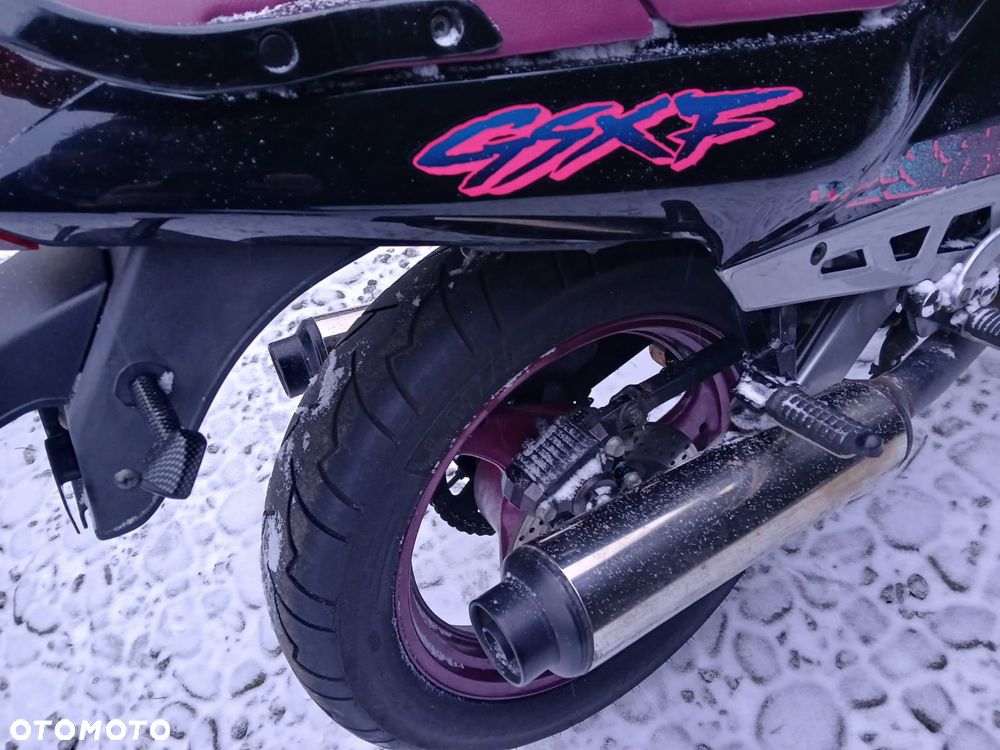 Suzuki GSX-F - Katana - 13