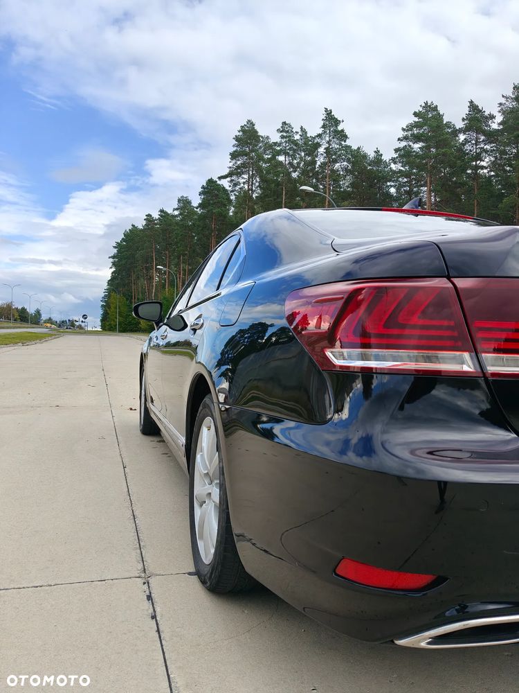 Lexus LS 600h L - 34