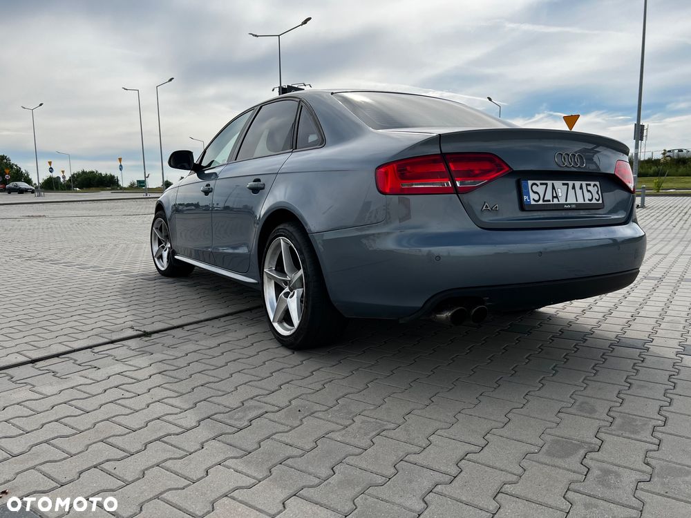 Audi A4 Limousine - 7