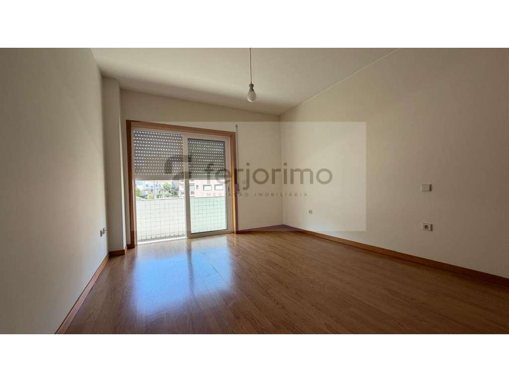 Apartamento T2 | para venda | Bem localizado | - Grande imagem: 5/10