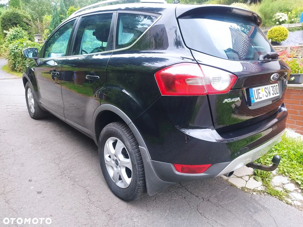 Ford Kuga 2.0 TDCi Titanium - 3