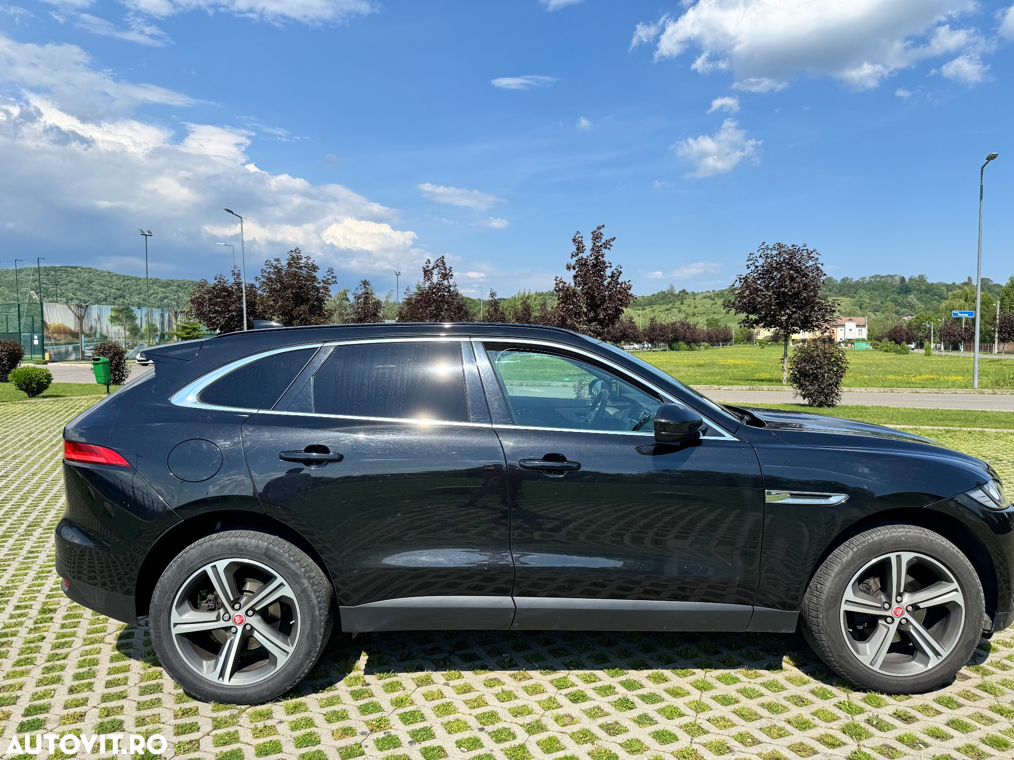 Jaguar F-Pace 20d AWD Portfolio - 5