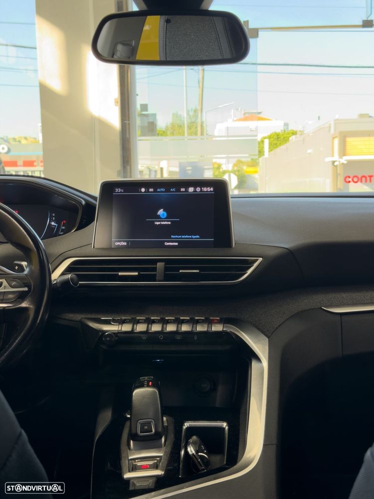 Peugeot 5008 1.5 BlueHDi Allure EAT8 - 17