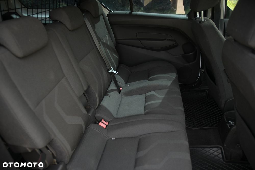 Ford Trasit Connect - 17