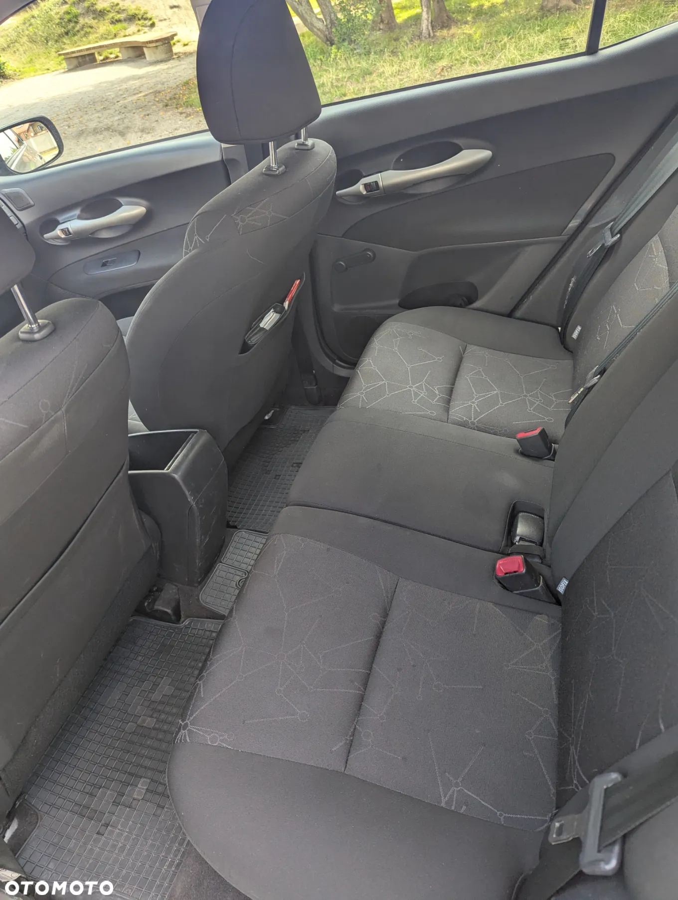Toyota Auris 1.4 D-4D Terra - 14