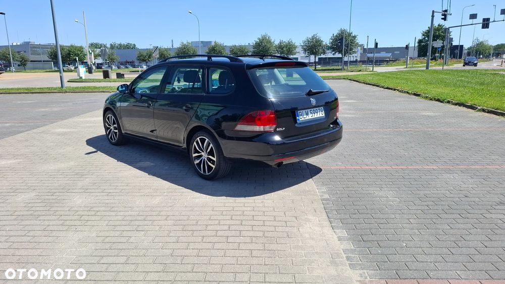 Volkswagen Golf 1.6 TDI Comfortline - 4