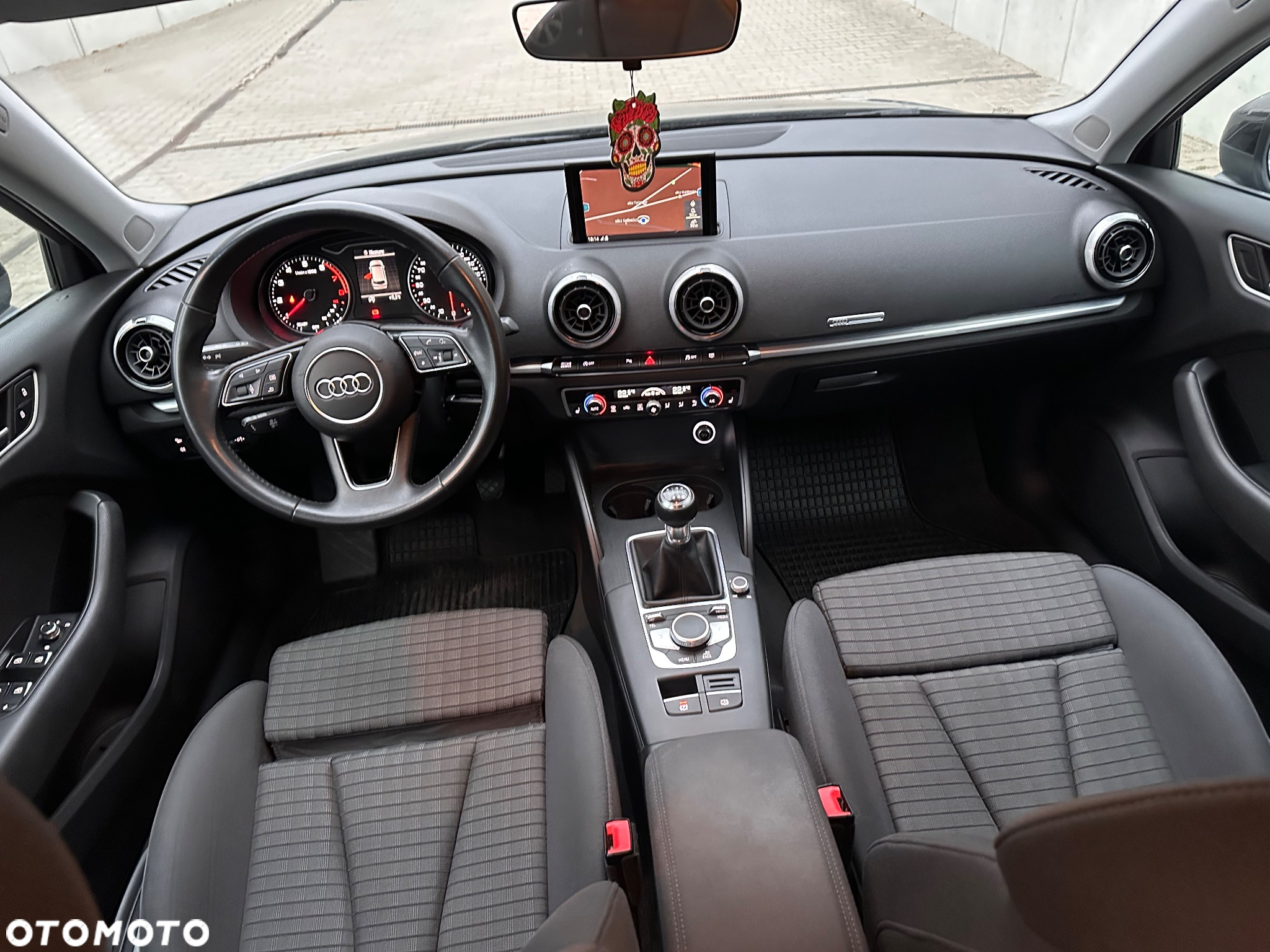 Audi A3 30 TFSI Limousine - 14