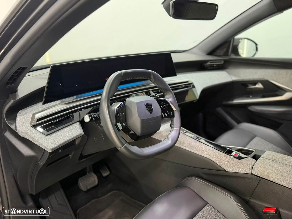 Peugeot 3008 1.2 Hybrid Allure e-DCS6 - 7