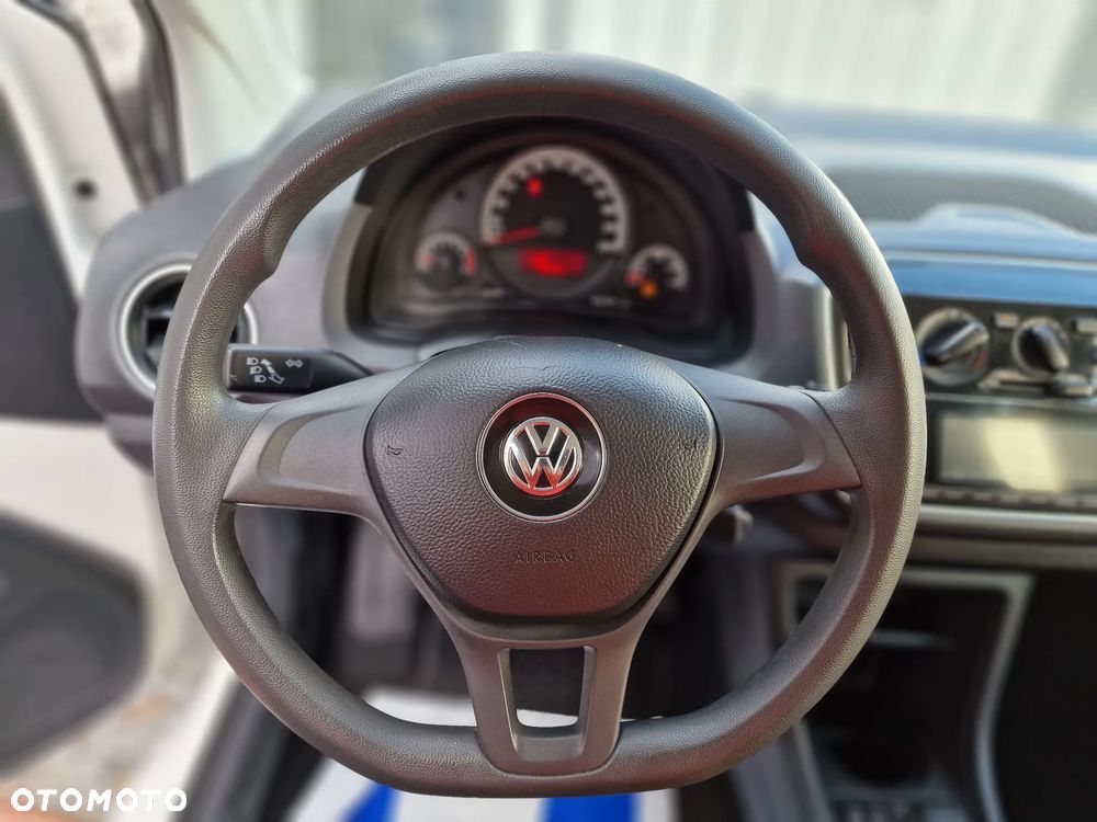 Volkswagen up! (BlueMotion Technology) move - 20