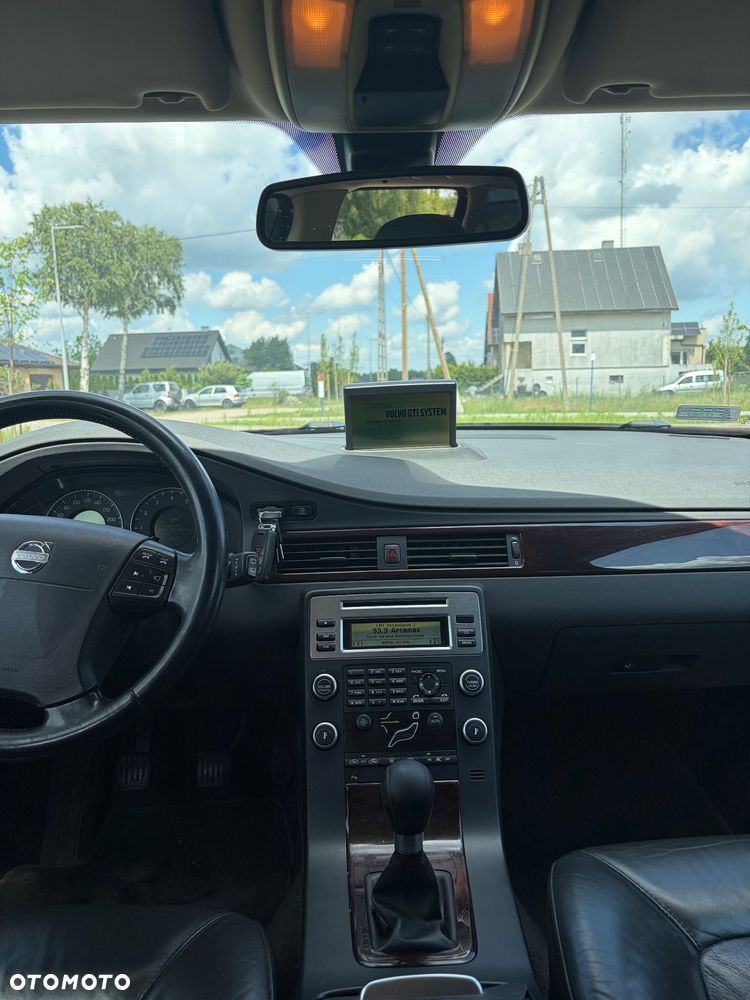 Volvo V70 2.0 Momentum - 8