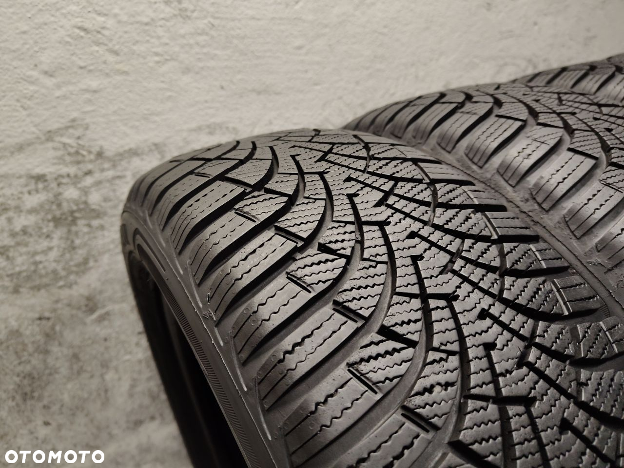 205/55R16 Opony Zimowe Goodyear 7,8mm KOMPLET OPON - 2