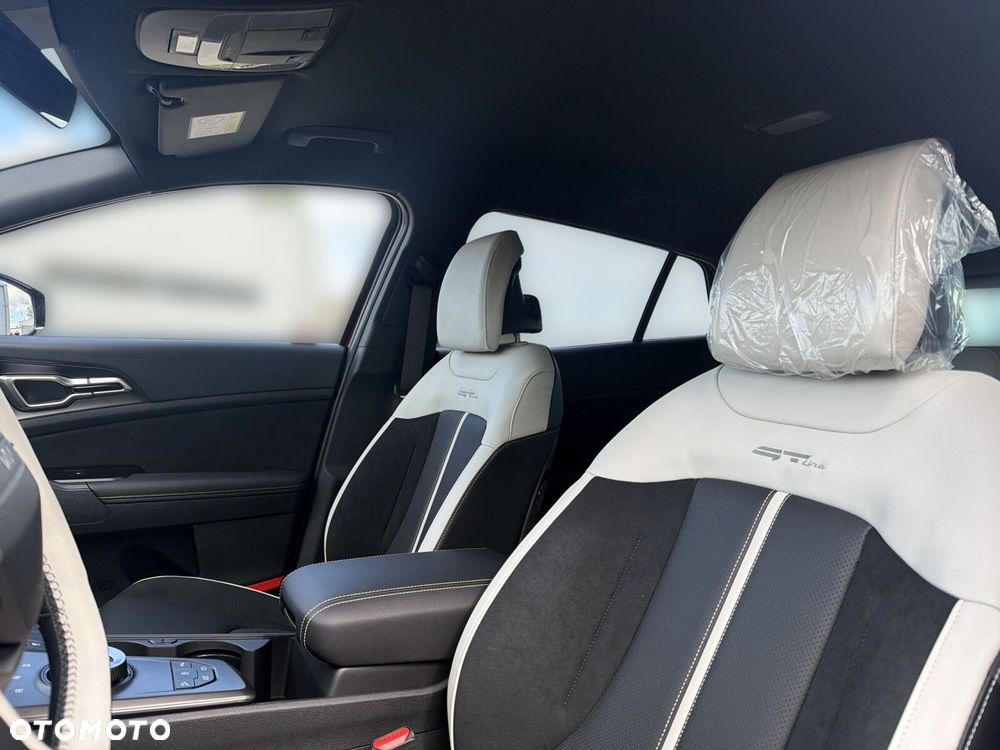 Kia Sportage - 11