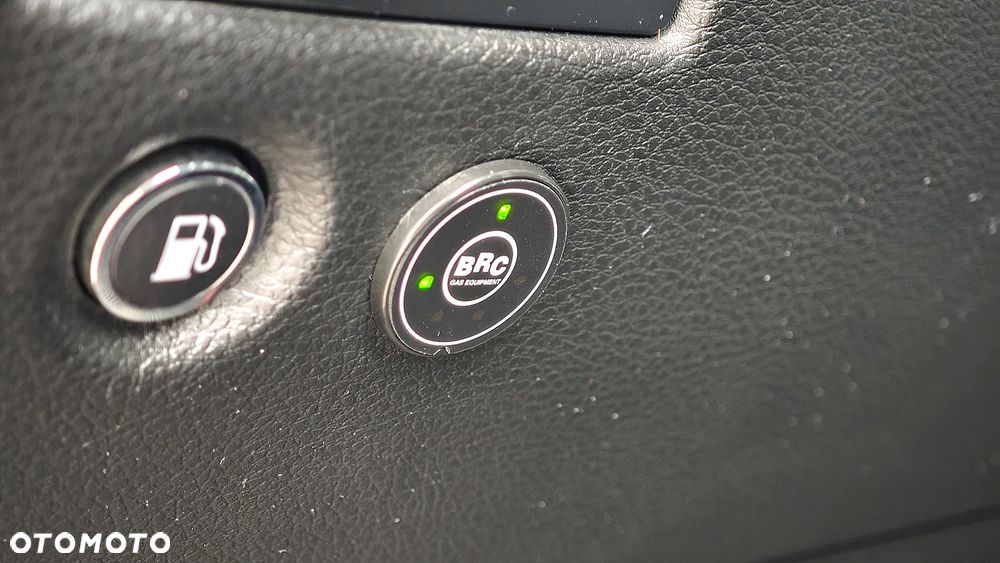 Jeep Grand Cherokee - 35