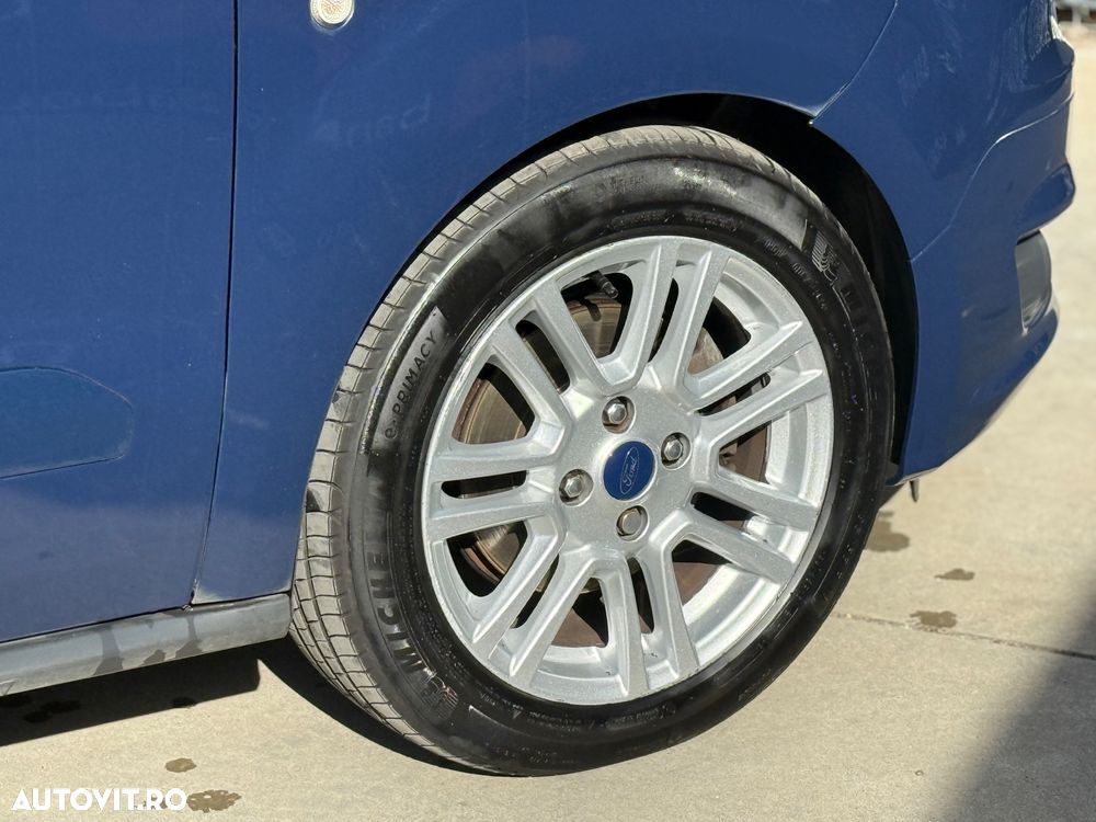 Ford Tourneo Courier 1.0 EcoBoost Titanium - 23