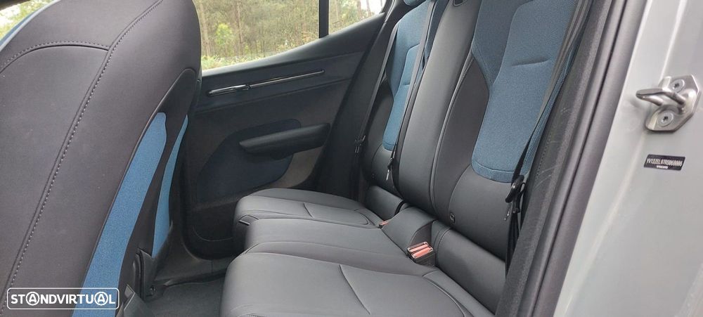 Volvo EX30 69 kWh Single Motor Extended Range Core - 12