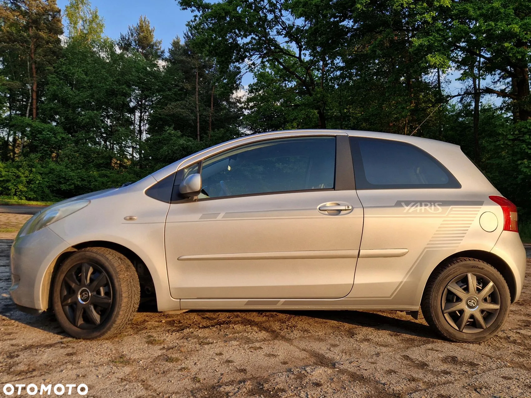 Toyota Yaris - 11