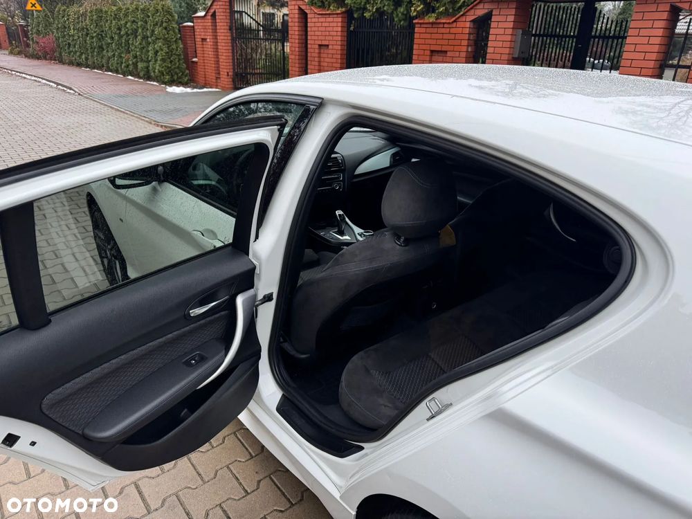 BMW Seria 1 125i Advantage sport - 15