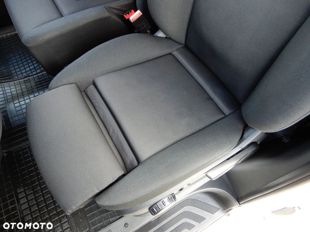 Mercedes-Benz Sprinter 317 CDI 170 Km L2H2 Furgon Blaszak Rozstaw Osi 3665 mm Serwis ASO Stan Jak Nowy UNIKAT - 29