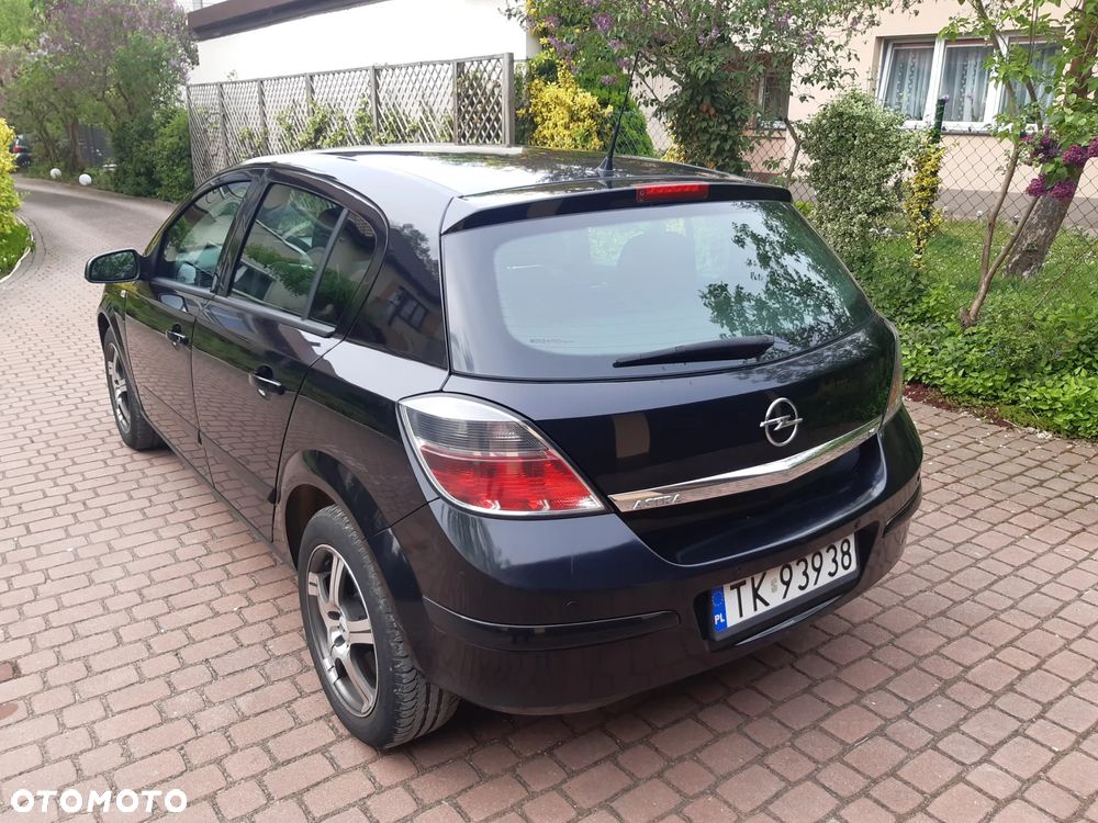 Opel Astra 1.6 Enjoy - 2