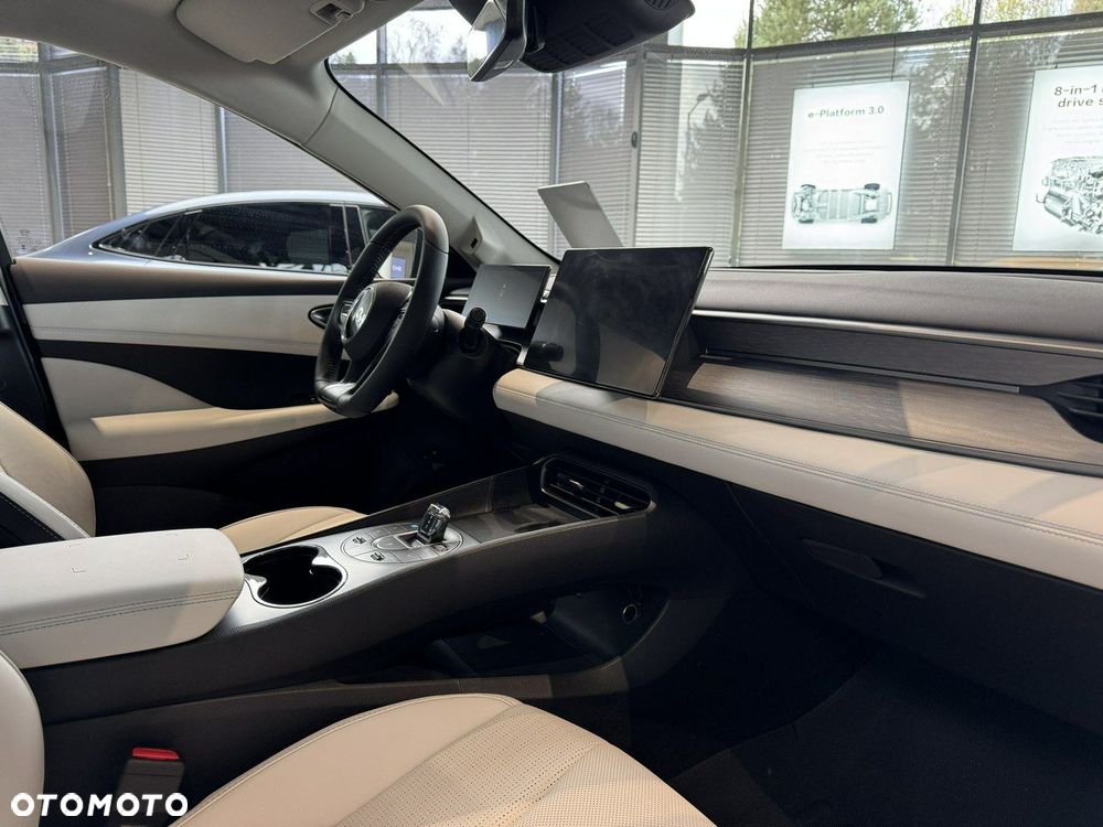 BYD Inny - 10