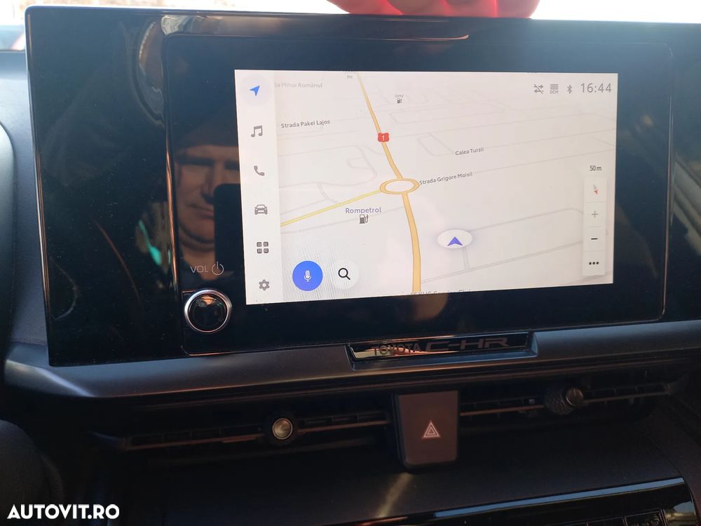 Toyota C-HR 2.0 PHEV 223 CP 4x2 CVT Dynamic - 22