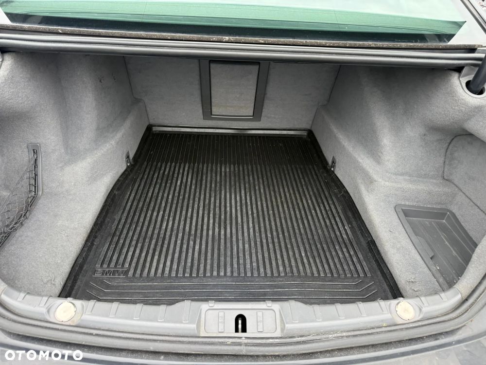 BMW Seria 7 750d xDrive - 23