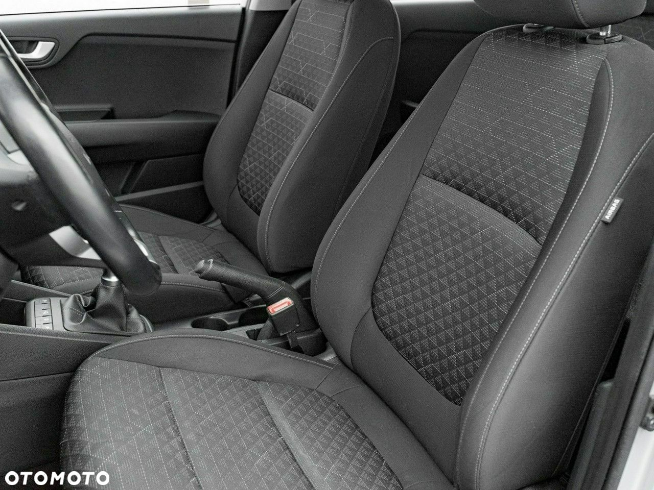 Kia Rio 1.2 M - 15