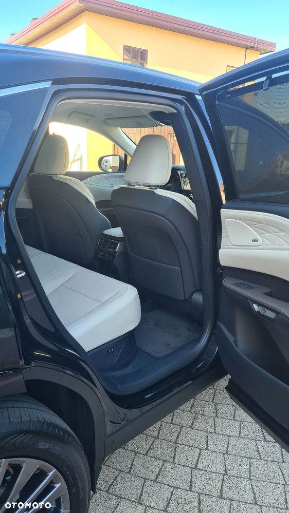 Lexus RX 350h Omotenashi - 4
