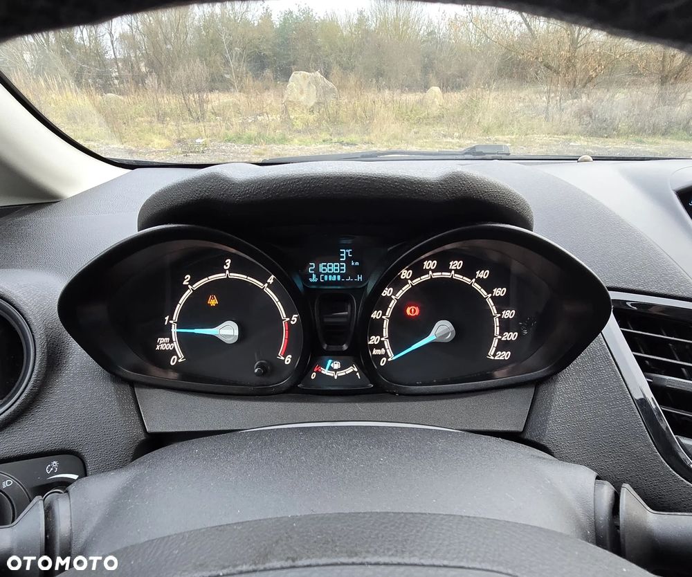 Ford Fiesta 1.5 TDCi Ambiente - 10