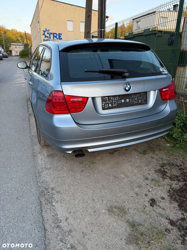 BMW Seria 3 318i Edition Exclusive - 11