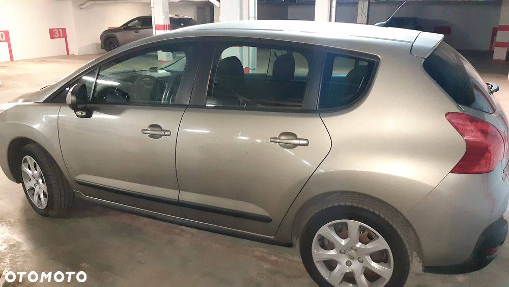 Peugeot 3008 1.6 HDi Premium - 4
