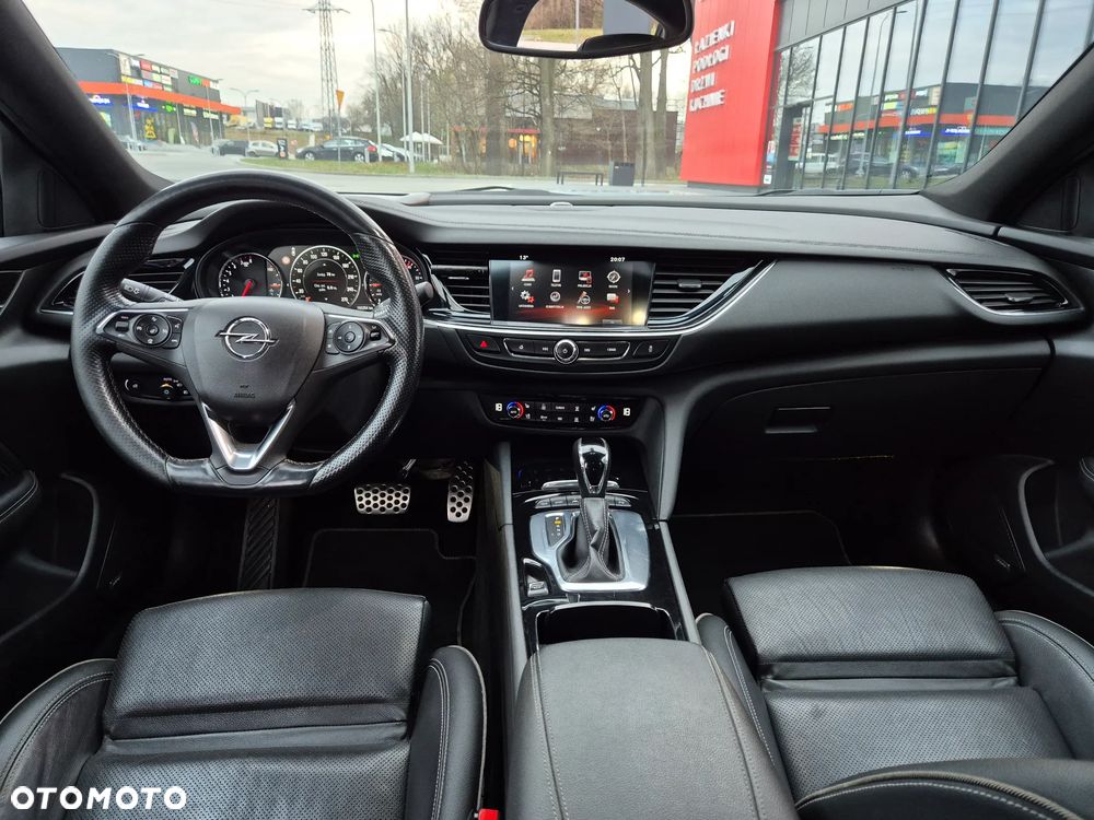 Opel Insignia 2.0 T 4x4 GSi S&S - 22